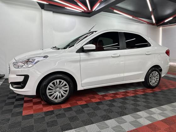 FORD KA 1.5 TI-VCT FLEX SE SEDAN MANUAL